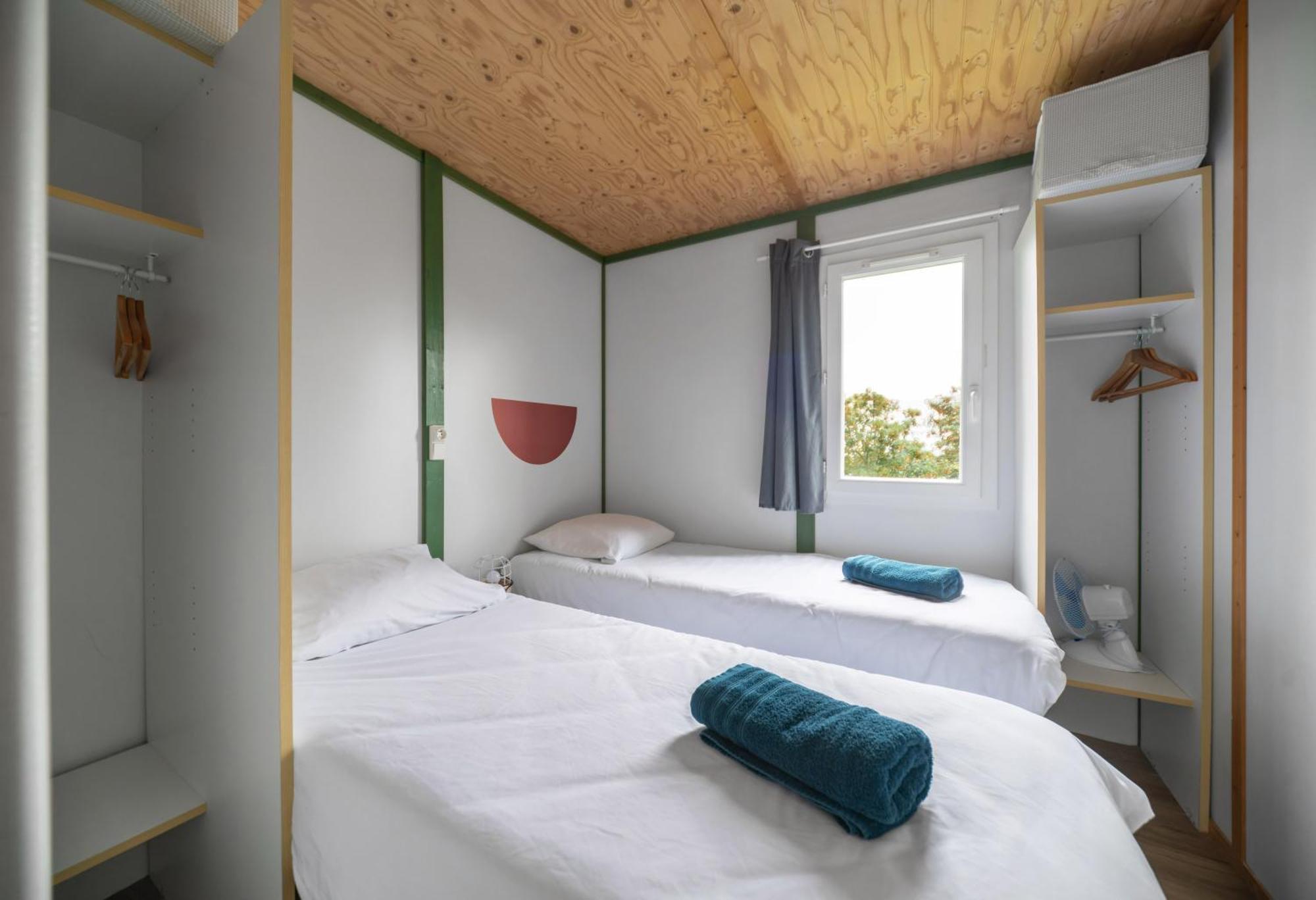 Camping Le Mont Libre - Cottage & Espace Nature - Gannat Eksteriør billede