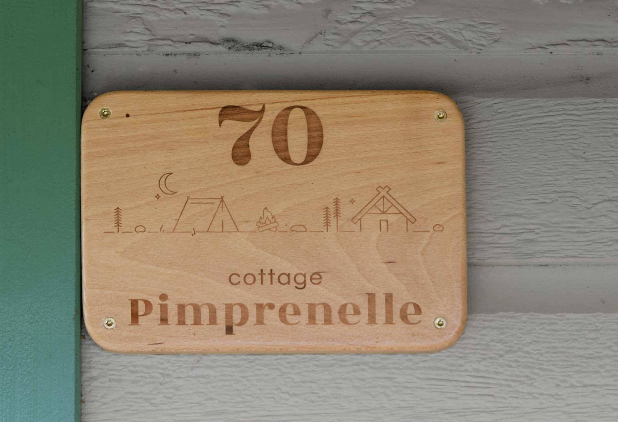 Camping Le Mont Libre - Cottage & Espace Nature - Gannat Eksteriør billede