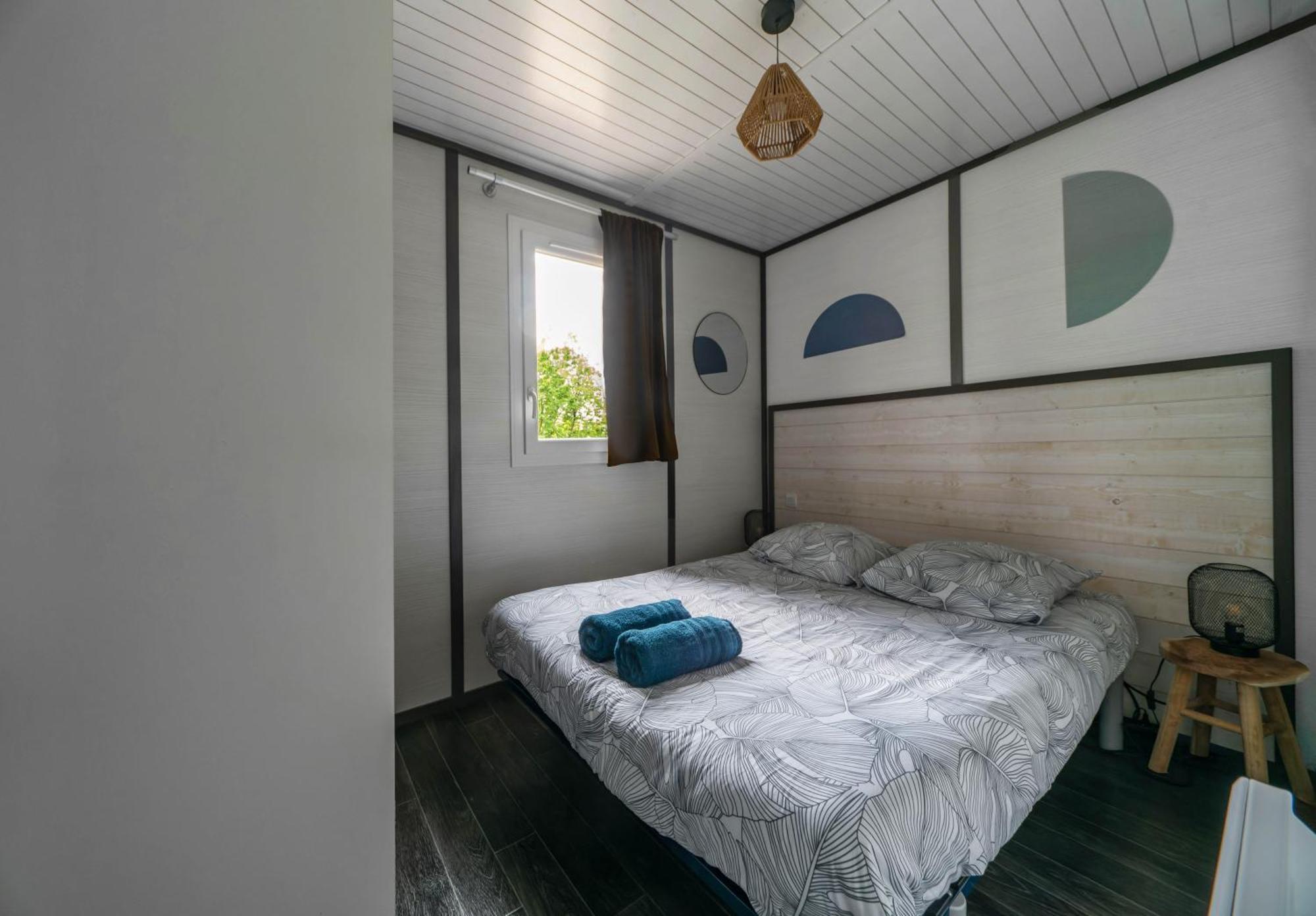 Camping Le Mont Libre - Cottage & Espace Nature - Gannat Eksteriør billede