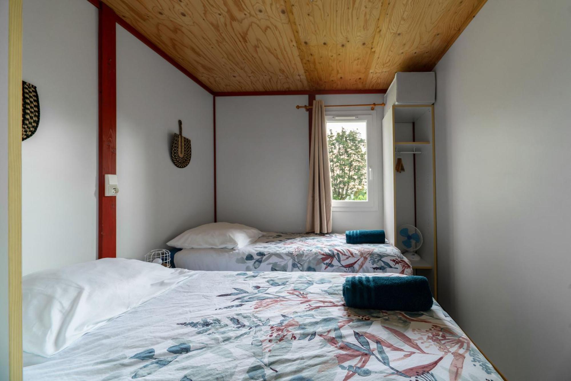 Camping Le Mont Libre - Cottage & Espace Nature - Gannat Eksteriør billede